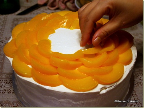 layer the peach pieces towards the middle