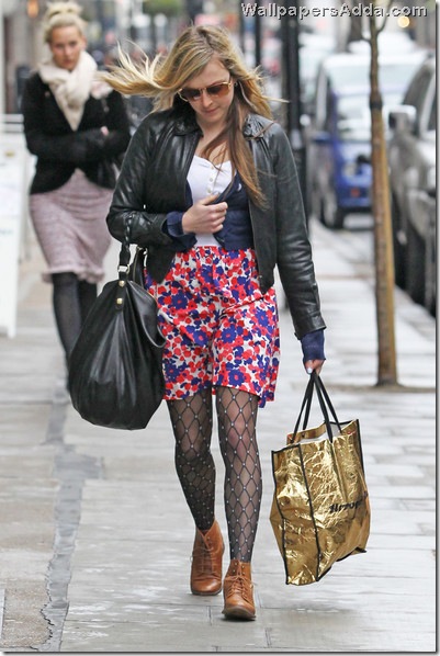 Fearne s unhappy shop BHpHSdtLLjnl