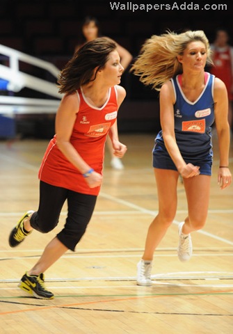 [Celebrity+Netball+7+Heaven+56V8fHcvn7Vl[2].jpg]