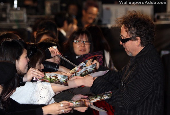 [Alice+Wonderland+Japan+Premiere+QZY2wvYm4Mel[3].jpg]