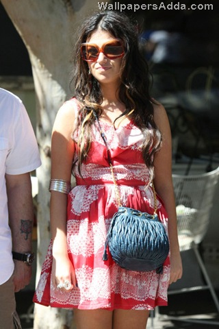 [Australian+singer+Gabriella+Cilmi+now+swears+x2grNPTgLJal[2].jpg]