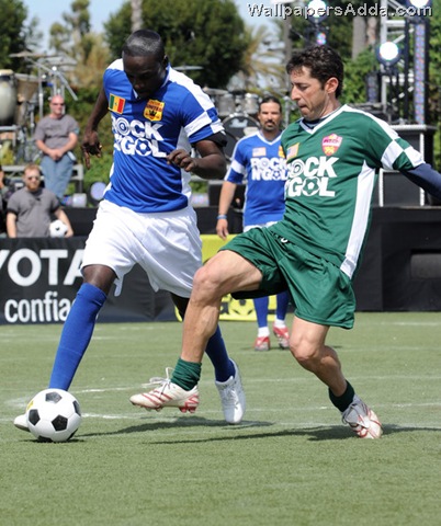 [MTV+Tr3s+Rock+N+Gol+World+Cup+Kick+Off+O9kzUx4ZiaMl[2].jpg]