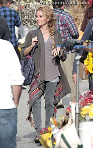[Ugly+Betty+star+Becki+Newton+embraces+boho+cwfJSr_QUbTl[2].jpg]