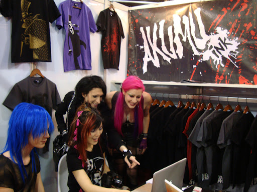 magic tradeshow, magic vegas, japanese clothing, japan clothing vegas, japan clothing magic, skull shirts vegas magic