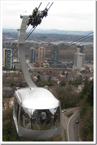 Portland Aerial Tram rising toward OHSU
