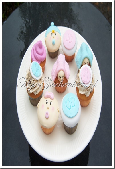 Baby cupcakes & taarten 002