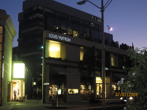 sunset blvd and rodeo dr