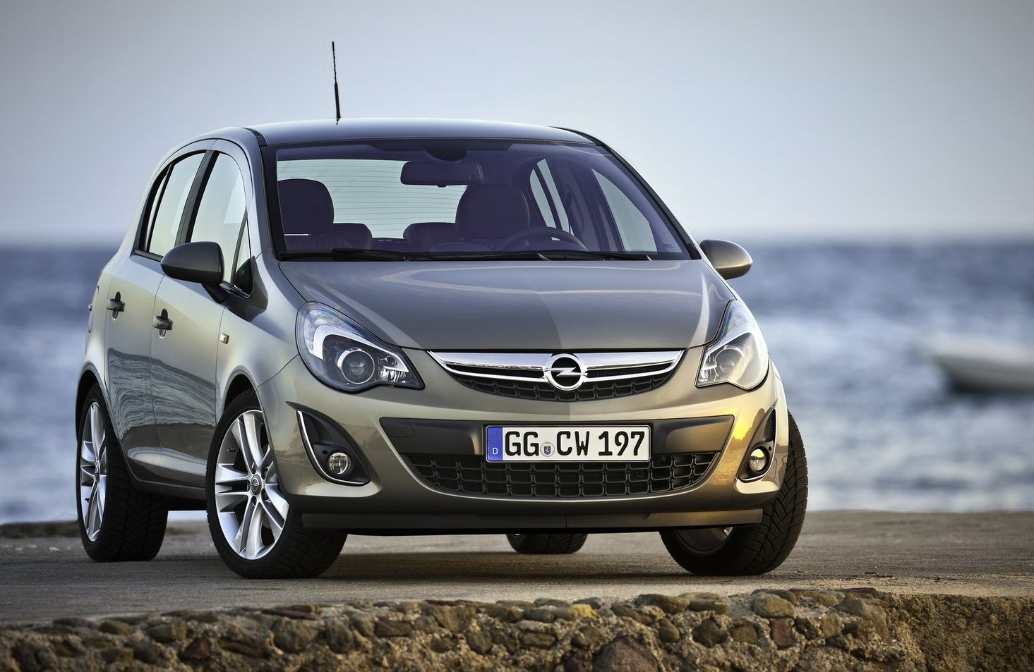 [Opel-Corsa_2011_1600x1200_wallpaper_13[3].jpg]