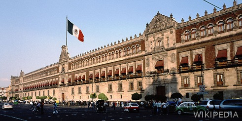 800px-MexCity-palacio