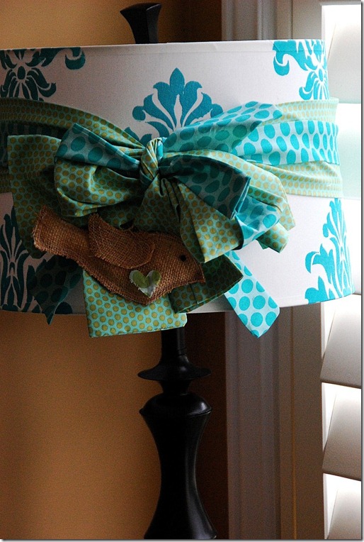 damask lampshade with bird