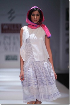 WIFW SS 2011 Collection by Rahul Reddy's Show12