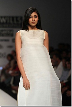 WIFW SS 2011collection by Wendell Rodrick 15