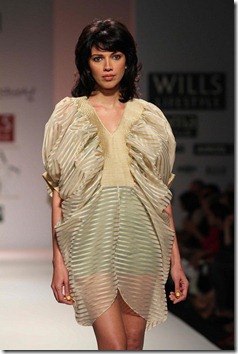WIFW SS 2011collection by Wendell Rodrick 7 (2)