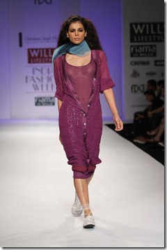 WIFW SS 2011 collection by Chandrani Singh Fllora 3
