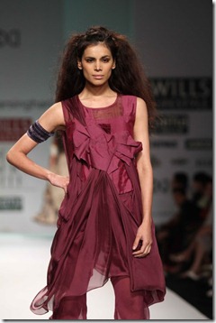 WIFW SS 2011 colection by Roma Narsinghani (6)