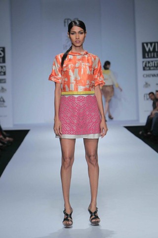 [WIFW SS 2011 collection by Vineet Bahl (17)[6].jpg]