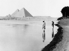 Giza in the flood