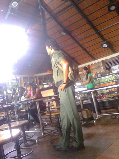 CLICK THE ABOVE ARROW TO  ZOOM THE IMAGE