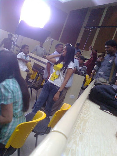 CLICK THE ABOVE ARROW TO  ZOOM THE IMAGE