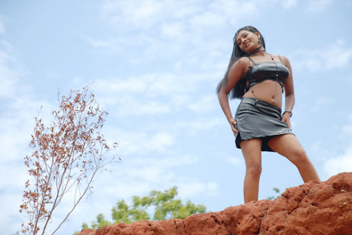 CLICK THE ABOVE ARROW TO  ZOOM THE IMAGE