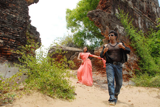 CLICK THE ABOVE ARROW TO  ZOOM THE IMAGE