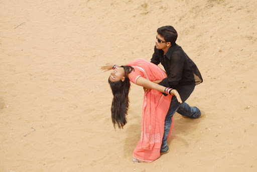 CLICK THE ABOVE ARROW TO  ZOOM THE IMAGE