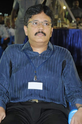 CLICK THE ABOVE ARROW TO  ZOOM THE IMAGE