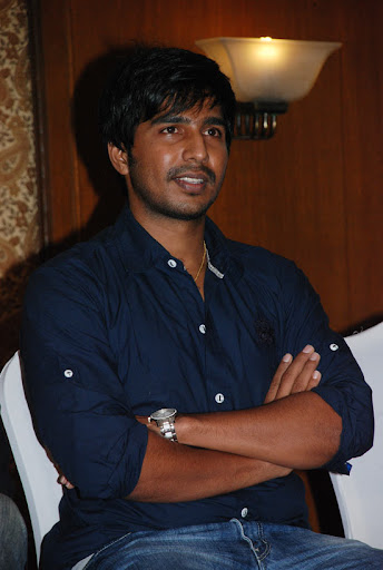 CLICK THE ABOVE ARROW TO  ZOOM THE IMAGE