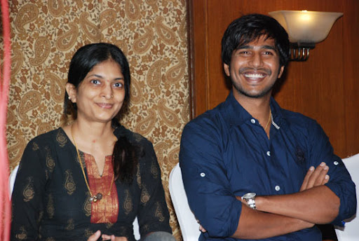 CLICK THE ABOVE ARROW TO  ZOOM THE IMAGE