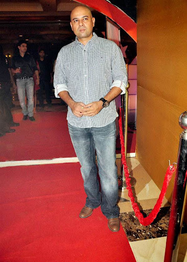 CLICK THE ABOVE ARROW TO  ZOOM THE IMAGE