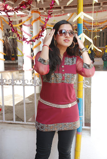 CLICK THE ABOVE ARROW TO  ZOOM THE IMAGE