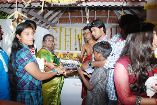 CLICK THE ABOVE ARROW TO  ZOOM THE IMAGE