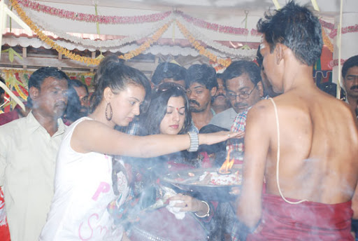 CLICK THE ABOVE ARROW TO  ZOOM THE IMAGE