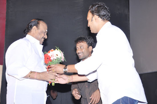 CLICK THE ABOVE ARROW TO  ZOOM THE IMAGE