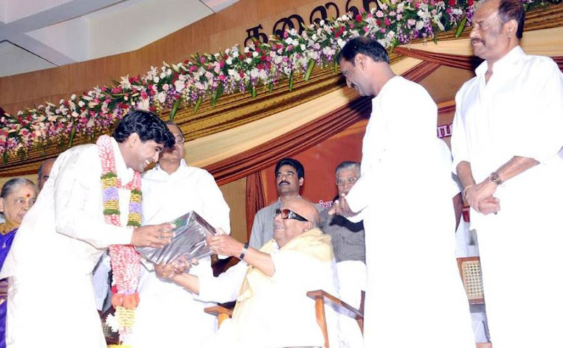 CLICK THE ABOVE ARROW TO  ZOOM THE IMAGE