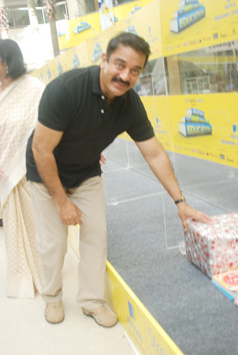 CLICK THE ABOVE ARROW TO  ZOOM THE IMAGE