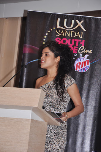 CLICK THE ABOVE ARROW TO  ZOOM THE IMAGE