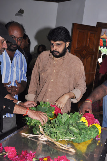 CLICK THE ABOVE ARROW TO  ZOOM THE IMAGE