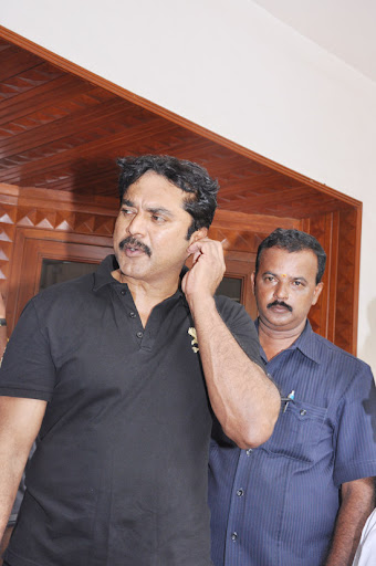 CLICK THE ABOVE ARROW TO  ZOOM THE IMAGE