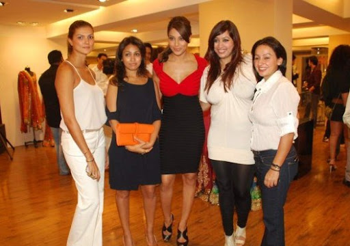 CLICK THE ABOVE ARROW TO  ZOOM THE IMAGE