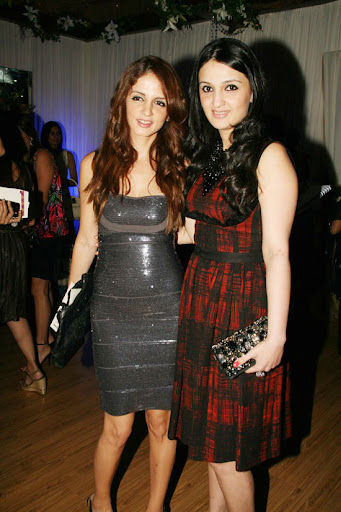 CLICK THE ABOVE ARROW TO  ZOOM THE IMAGE