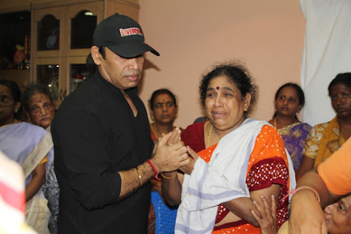 CLICK THE ABOVE ARROW TO  ZOOM THE IMAGE