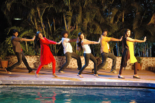 CLICK THE ABOVE ARROW TO  ZOOM THE IMAGE