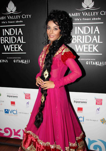 CLICK THE ABOVE ARROW TO  ZOOM THE IMAGE