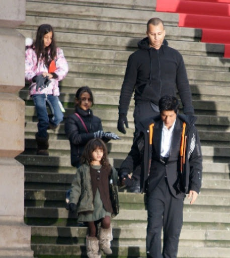 CLICK THE ABOVE ARROW TO  ZOOM THE IMAGE