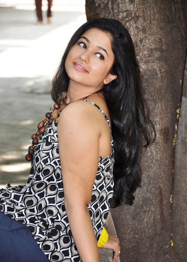 CLICK THE ABOVE ARROW TO  ZOOM THE IMAGE