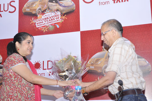 CLICK THE ABOVE ARROW TO  ZOOM THE IMAGE