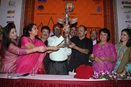 CLICK THE ABOVE ARROW TO  ZOOM THE IMAGE