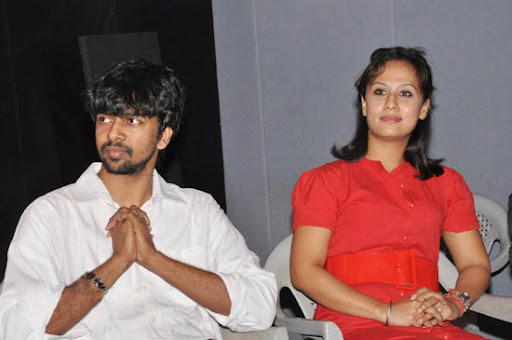 CLICK THE ABOVE ARROW TO  ZOOM THE IMAGE