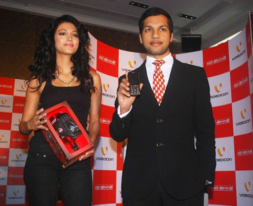 CLICK THE ABOVE ARROW TO  ZOOM THE IMAGE